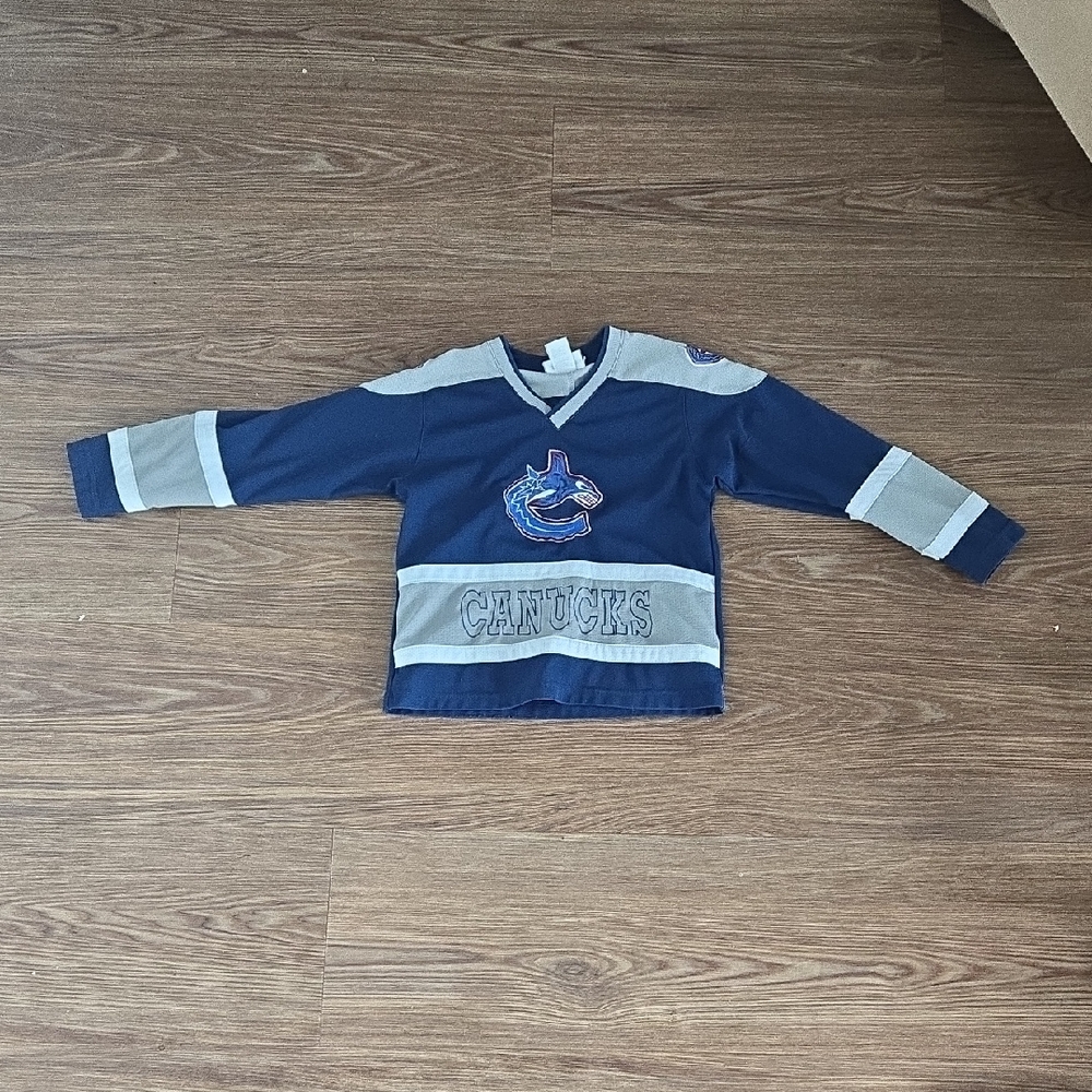 Vintage Vancouver Canucks Nhl Hockey Jersey